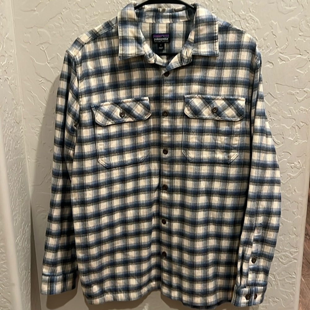 Patagonia plaid flannel shirt